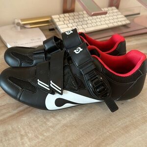 Peloton cycling shoes- cleats not included